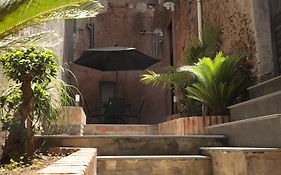 Fuochisti House